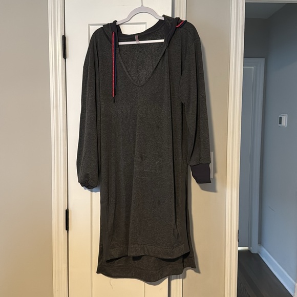 Free People Movement, Feel Good Layer Tunic, size Medium - Picture 2 of 7